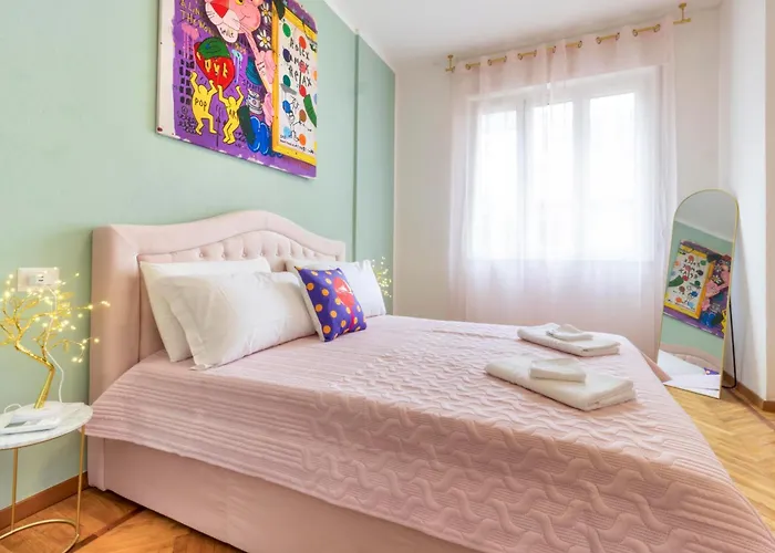 Color Vibes Centro - Ampio Wifi Ac דירה